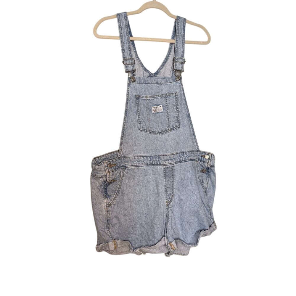 Levi's Vintage denim shorttalls light wash‎ overalls classic country chic